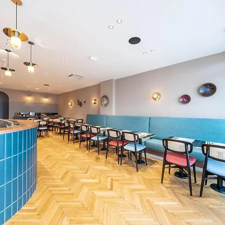 Casa Moho - ז'ואן-לה-פינס