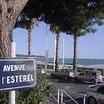 Casa Moho -