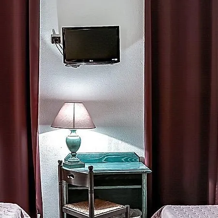Hotel Renove Casa Moho - 2*