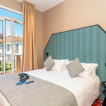 Casa Moho - Szálloda Juan-les-Pins