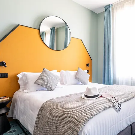 Hotel Casa Moho - 3*