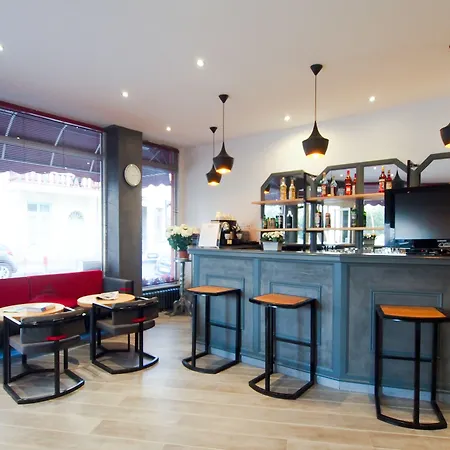 Casa Moho - 3* 胡安莱潘